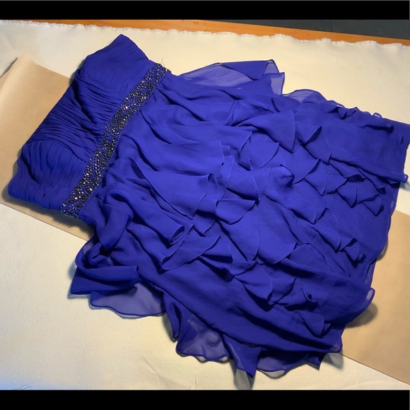 Hailey by Adrianna Pappel Chiffon Ruffled Cocktail Dress - Picture 3 of 7